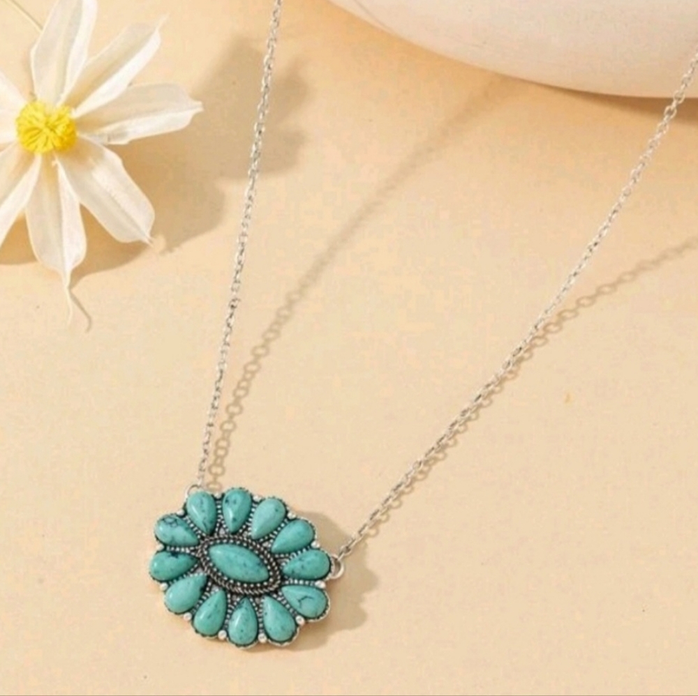 Western Turquoise Necklace